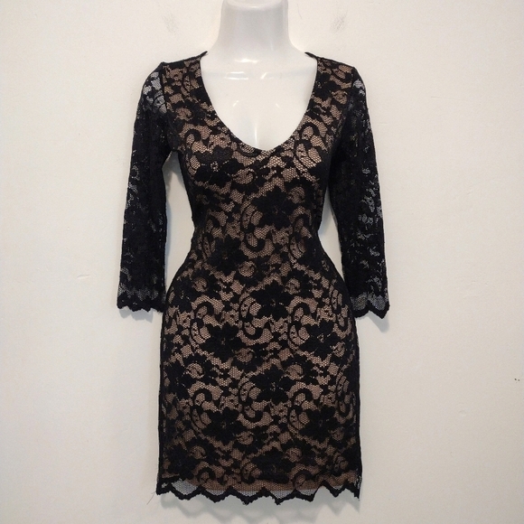 Jump - Lace Lined Mini Dress - Picture 10 of 10